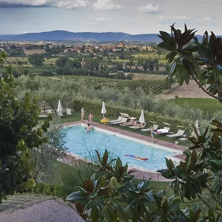 Apartment Poggio Olivo *