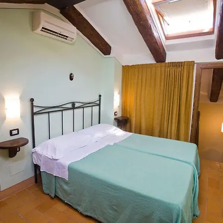 Poggio Olivo * Acquaviva (Montepulciano)